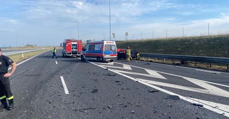 Śmiertelny wypadek pod Olsztynkiem. Kierowca zginął na miejscu
