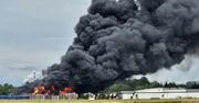 Duży pożar na Mazowszu. Z ogniem walczy 15 zastępów straży pożarnej