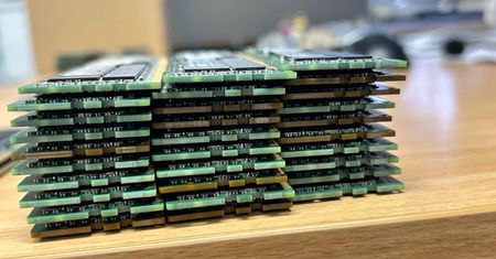 Myślał, że to stary złom. W garażu leżało prawie 2 TB RAM-u