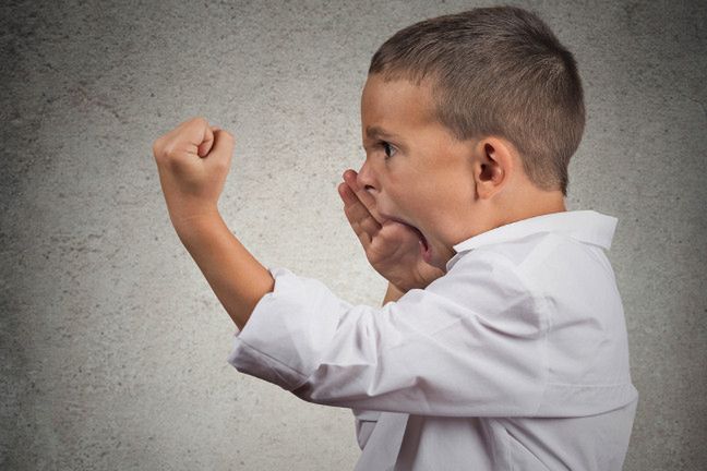 Istnieje duże prawdopodobieńswto, że karany klapsami maluch w przyszłości będzie wykazywał agresywne zachowania w stosunku do własnych dzieci