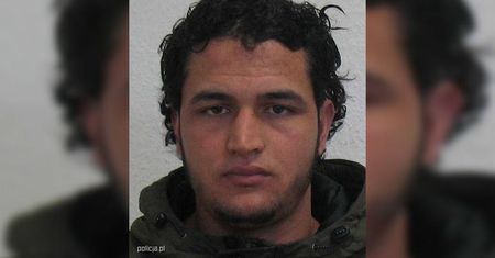 Policja poszukuje terrorysty z Berlina. Tunezyjczyk poszukiwany listem gończym