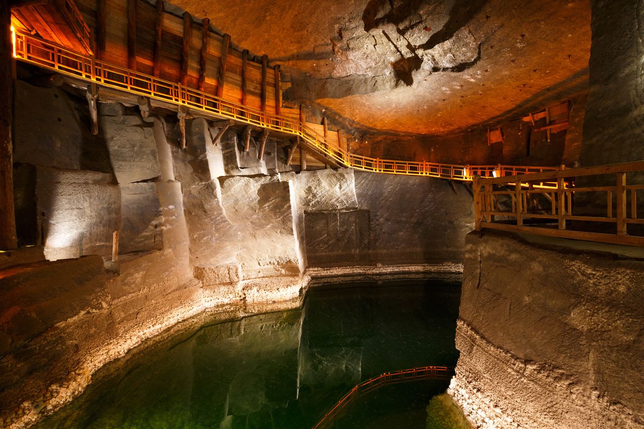 Kosmiczni turyści w Wieliczce. Był tu Hermaszewski, może też Kopernik