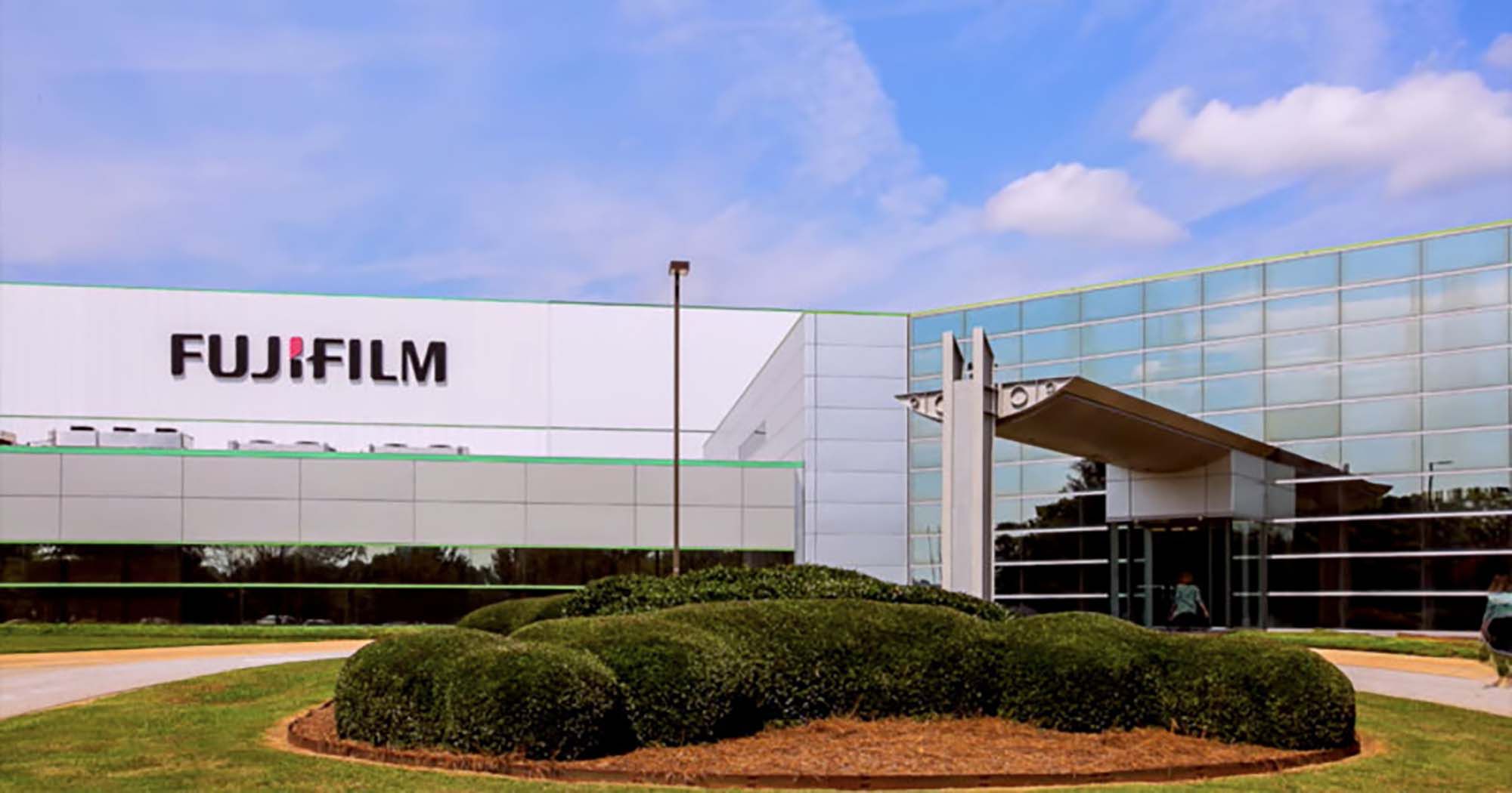 Fujifilm koncentruje się na branży medycznej. Czy to koniec działu fotograficznego? 1