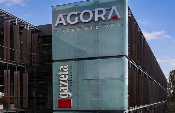 We władzach minimum jedna trzecia kobiet. Agora z polityką równowagi płci