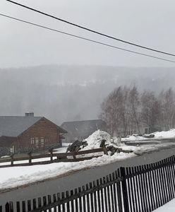 Niż Dudley przyniósł wichury, burze i grad nad Polskę. Nagranie z Beskidu Żywieckiego