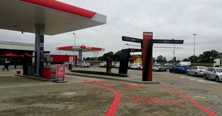 Orlen rozwija sieć detaliczną. Otworzył pierwszą stację typu drive-through