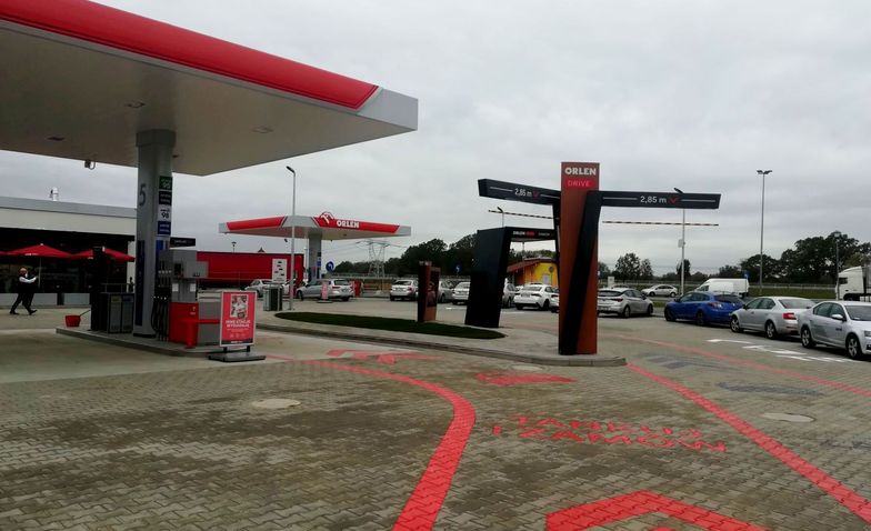 Pierwsza stacja typu drive-through stanęła pod Wrocławiem
