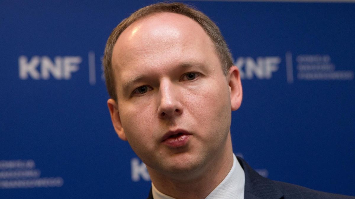 Szef KNF, Marek Chrzanowski, o pomoc poprosił ABW - wynika z informacji "Dziennika Gazety Prawnej".