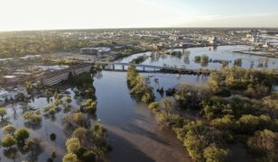 USA. Katastrofalne skutki powodzi w stanie Michigan. Tysiące domów mogą być pod wodą