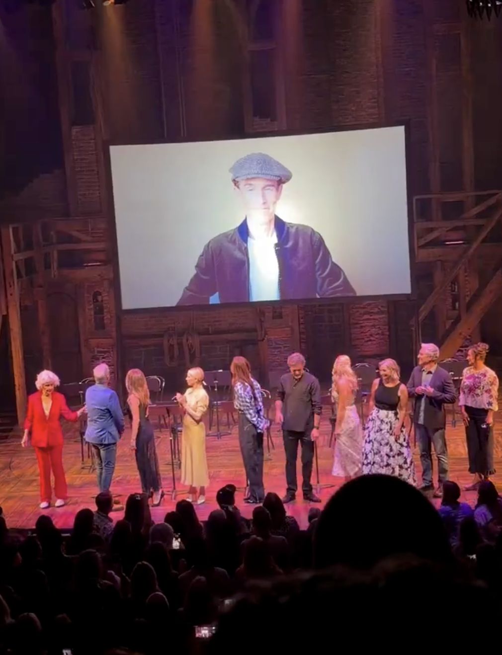 James Van Der Beek i obsada "Jeziora marzeń"