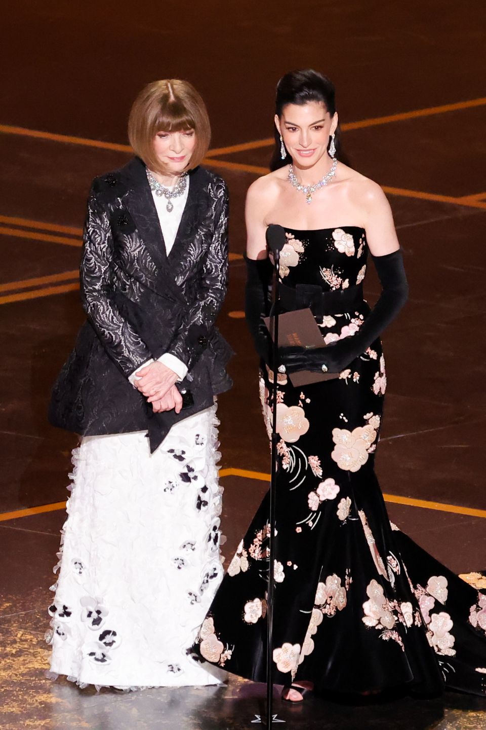 Anna Wintour i Anne Hathaway na ceremonii rozdania Oscarów 2026
