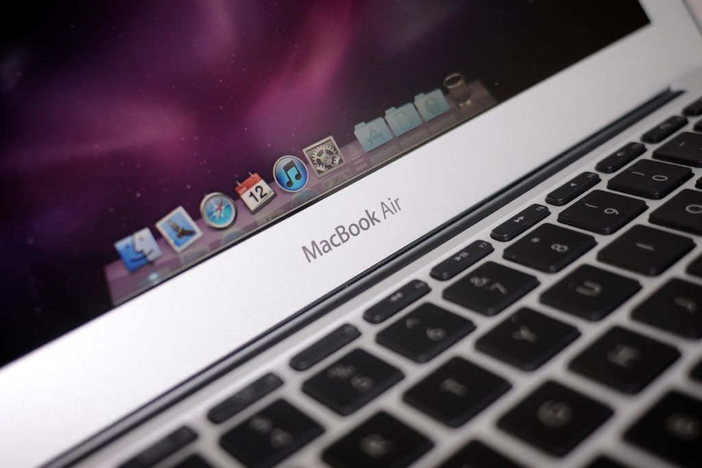Apple MacBook Air 11" - test malucha, który zadziwia [część 1] 2