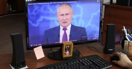 Australia ogłosiła nowe sankcje za napaść na Ukrainę. W tym na farmy trolli Putina