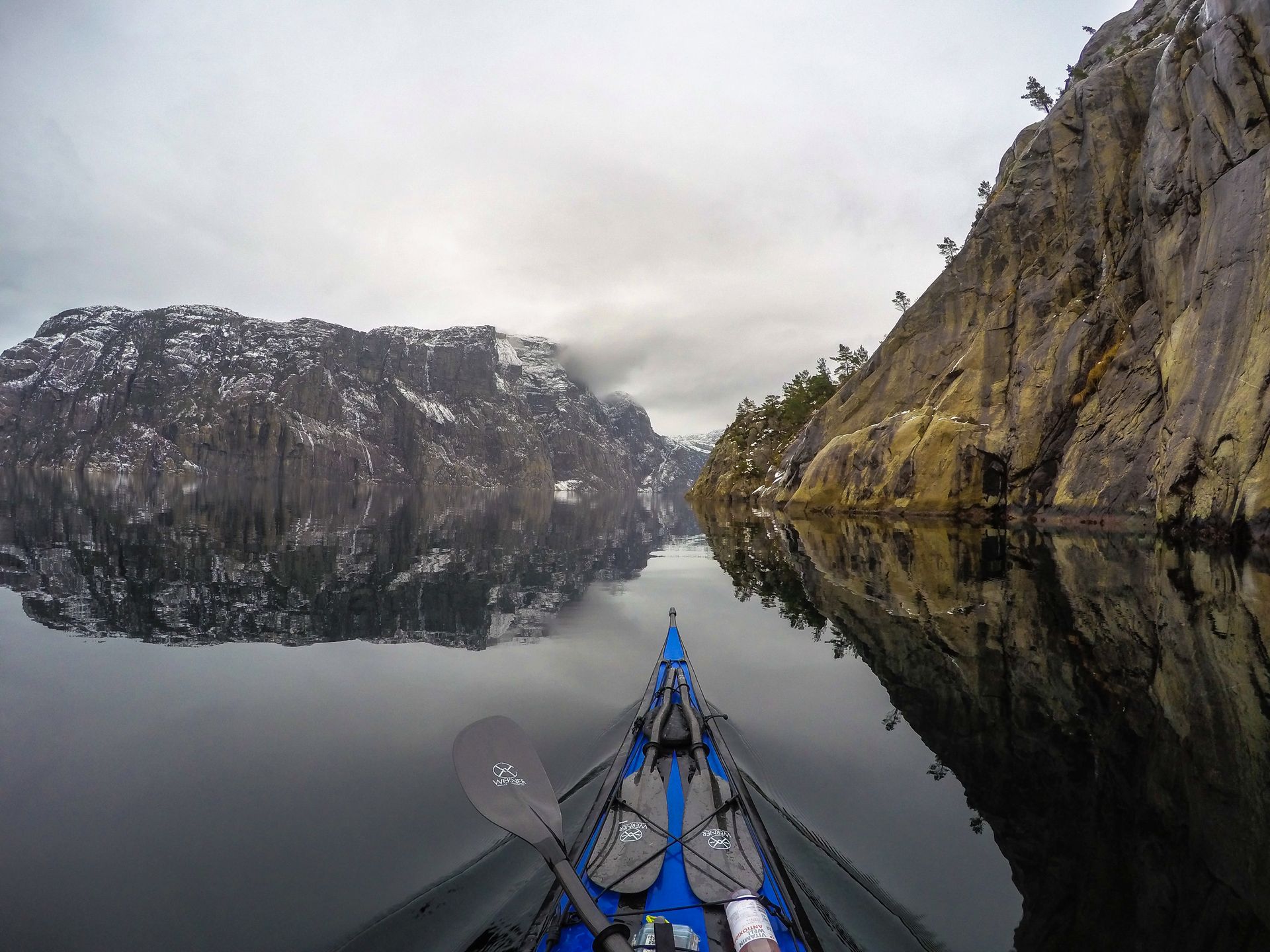 Niesamowite norweskie fiordy z perspektywy kajaka Tomasza Furmanka 6