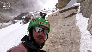 Wyprawa na K2: wiatr utrudnia wspinaczkę. Lodowy deser dla lodowych wojowników