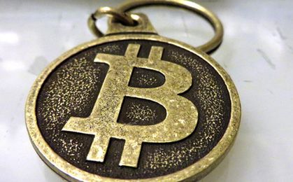 Notowania bitcoina szaleją. Pęka bańka spekulacyjna?