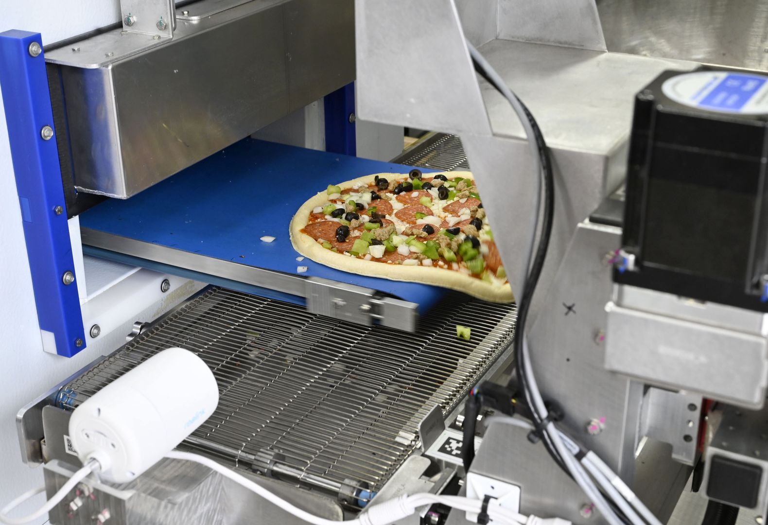 Maszyna do produkcji pizzy w 45 sekund