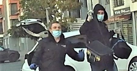 Rozbój rodem z filmu akcji. Policja z Kościana opublikowała moment ucieczki