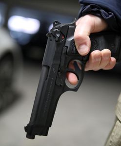 Strzały na komendzie. Kula trafiła policjantkę