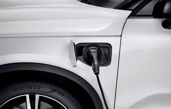 Volvo stawia na samochody elektryczne. 50 proc. sprzedaży do 2025 r.