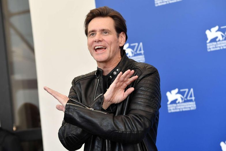 Jim Carrey wzywa także innych akcjonariuszy do odwrócenia się od Facebooka