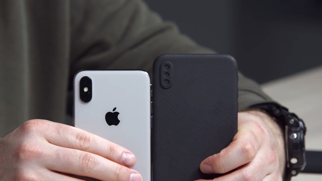 Tak wygląda atrapa iPhone'a X PLus zrobiona z użyciem drukarki 3D