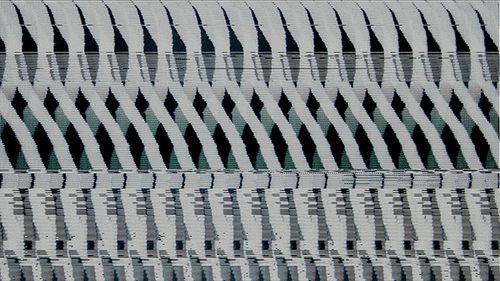 Materiał, który wzmacnia się pod wpływem nacisku 1