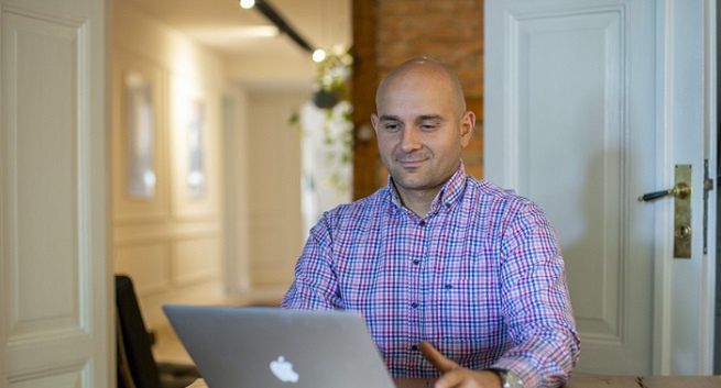 Mariusz Rzeczkowski dyrektorem marketingu i PR w Mahalo Media