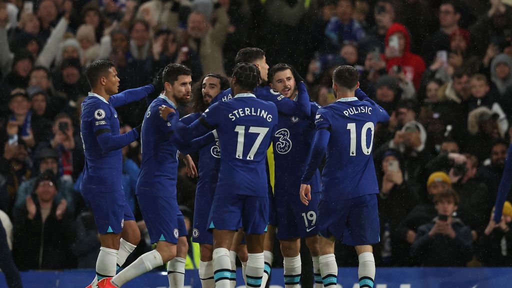 Zdjęcie okładkowe artykułu: Getty Images / Chris Lee - Chelsea FC/Chelsea FC / Na zdjęciu: piłkarze Chelsea świętują bramkę Masona Mounta