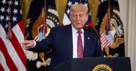 Amerykański senator ostrzega kupców ropy z Rosji przed Trumpem. "Zniszczymy waszą gospodarkę"