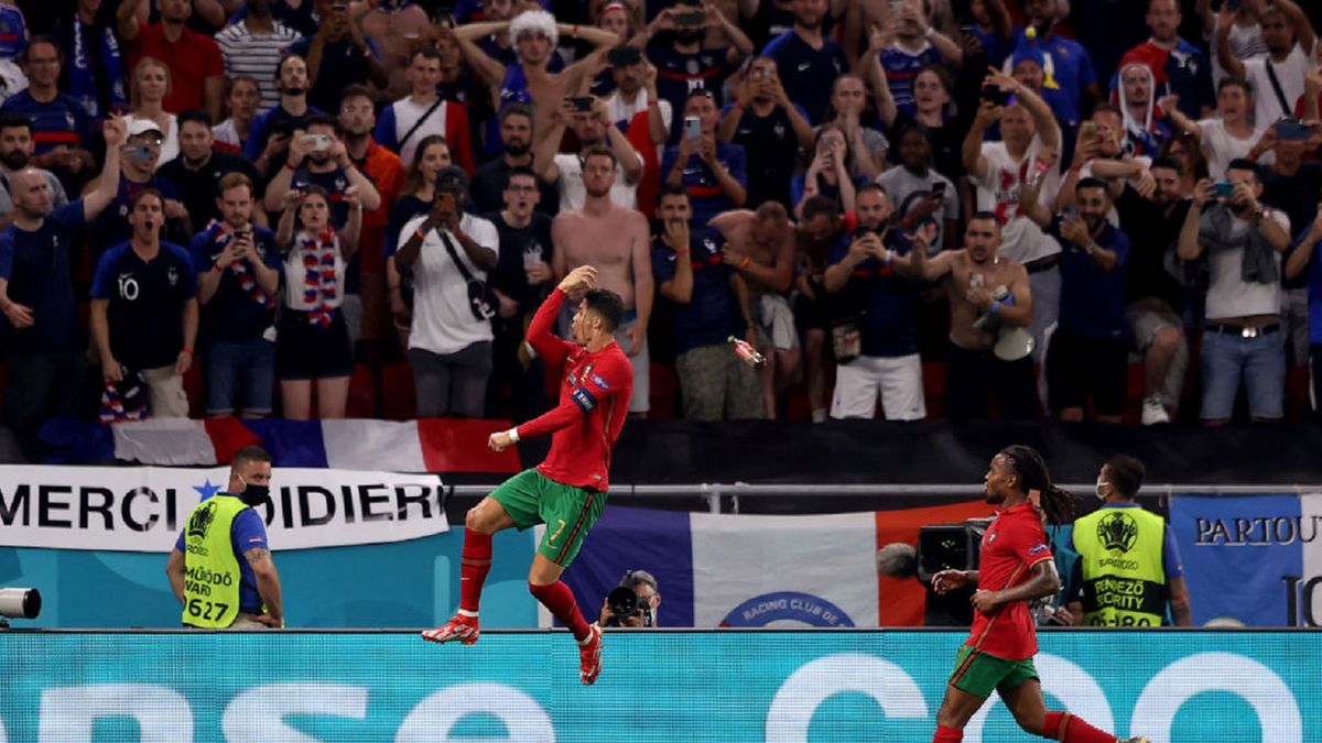 Zdjęcie okładkowe artykułu: Getty Images / Alex Pantling / Na zdjęciu: Cristiano Ronaldo cieszy się z gola z rzutu karnego