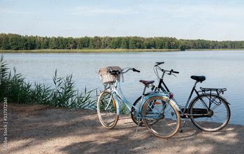 Na rowerze wzdłuż Jeziora Żywieckiego. Trasa przyciąga niesamowitymi widokami