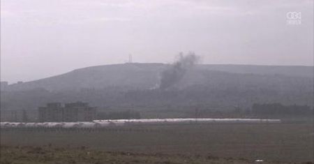 W Kobane słyszano kolejne eksplozje; trwa walka o miasto