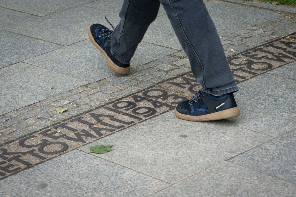 Granica getta warszawskiego to symbol i ważne miejsce dla osób pochodzenia źydowskiego