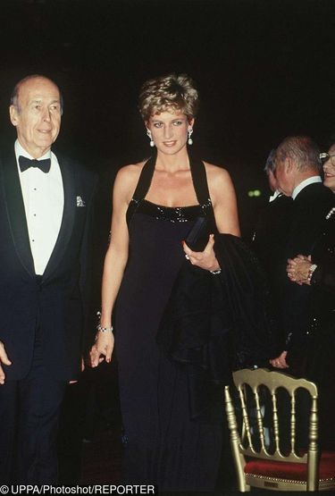 Księżna Diana w cekinowej sukience