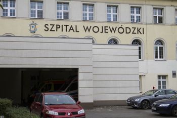 Szpital podniósł stawki lekarzom. Inaczej zamknąłby oddziały