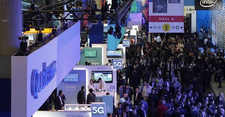 MWC 2020 bez wielkich graczy - kolejni producenci rezygnują z udziału przez koronawirus z Chin
