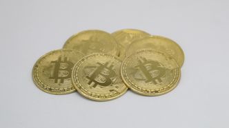 Bitcoin na deskach. Spadki trzeci dzień z rzędu