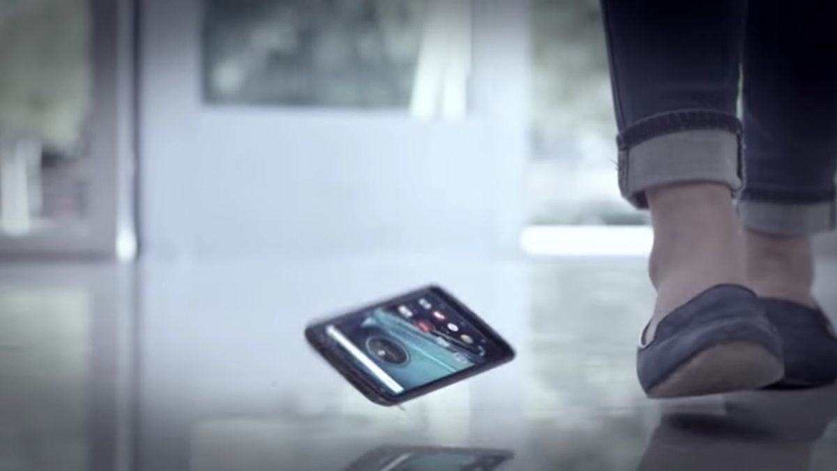 Moto Shop - sklep Motoroli, w którym rzucisz smartfona o beton popijając kawę 1