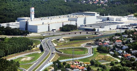 Volkswagen wstrzyma prace w Polsce. Przez wojnę brakuje części
