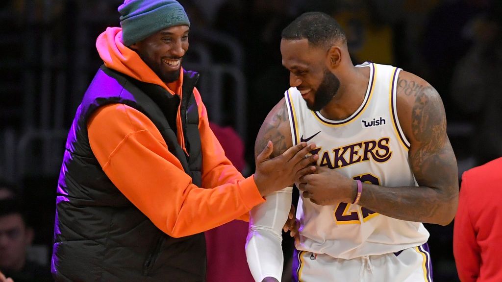 Zdjęcie okładkowe artykułu: Getty Images / John McCoy / Na zdjęciu: Kobe Bryant i LeBron James