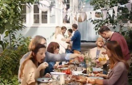 W nowej reklamie Balcerzaka „Kroi się coś wyjątkowego” (wideo)