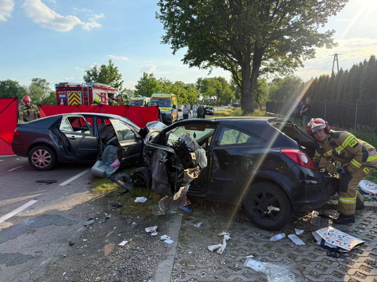Tragiczny wypadek w Strzyżewie. Jedna ofiara śmiertelna, dwie osoby ranne