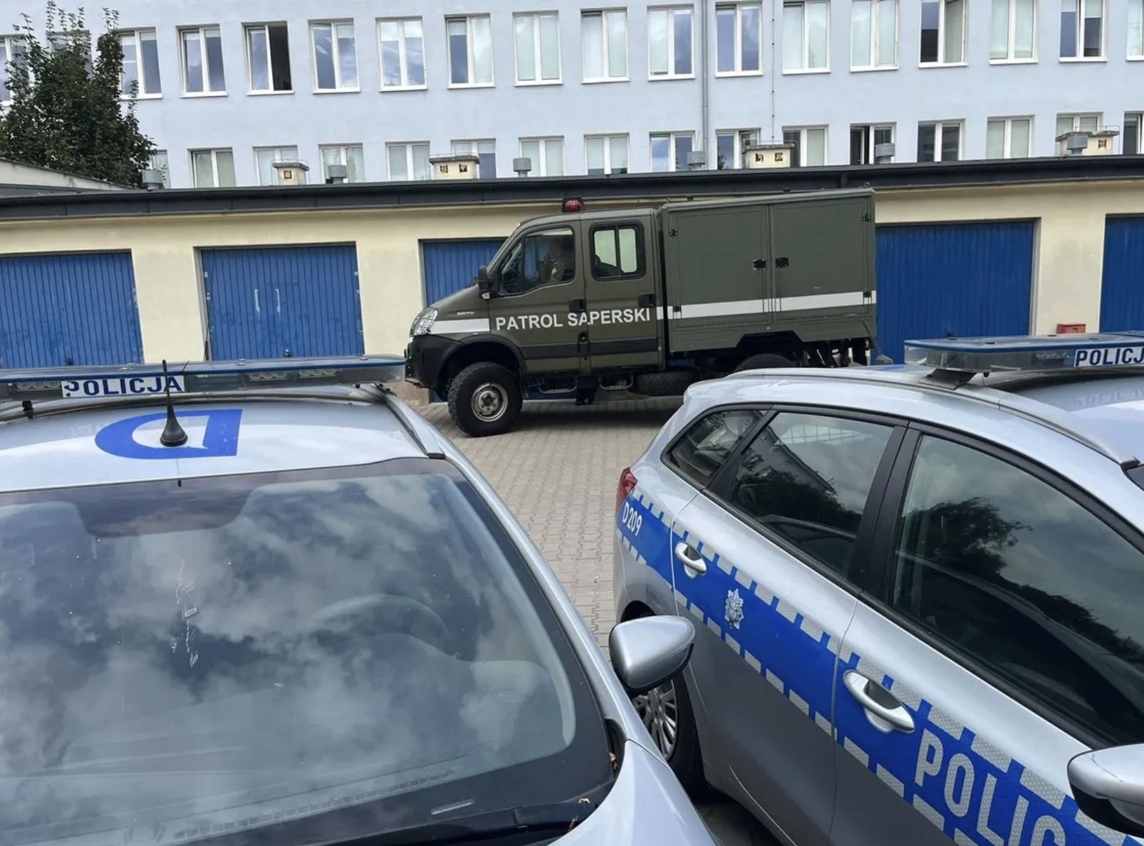 Świdnicka 19-latka odkryła w garażu pradziadka wojenne skarby – granat i 200 sztuk amunicji