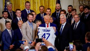 Pozew zbiorowy przeciwko miliarderowi w USA. Jego projekty sportowe pod lupą