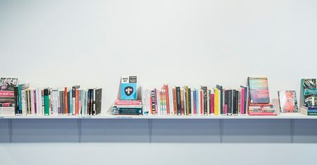 Grupa Splendor „MYŚLI I SŁOWA” – wystawa w Bibliotece Azyl Galerii Labirynt