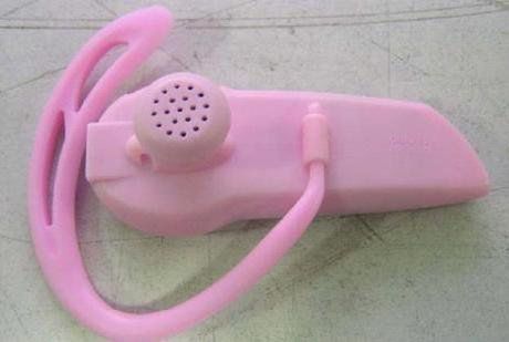 Słuchawka Bluetooth HelloKitty dla małych komórkomaniaków 3