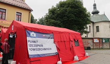 Ks. Leszek Gęsiak: szczepienia są rzeczą dobrą