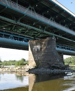 Ogień pod mostem Gdańskim!