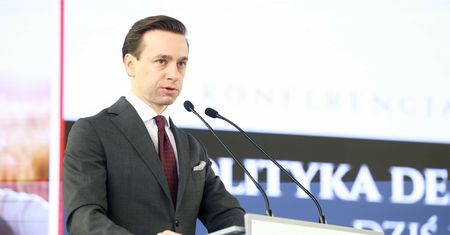 Rząd z Braunem? Bosak stawia sprawę jasno i uderza w prezesa PiS